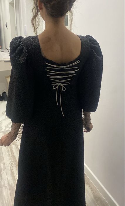 Продам платье 42-44 размер