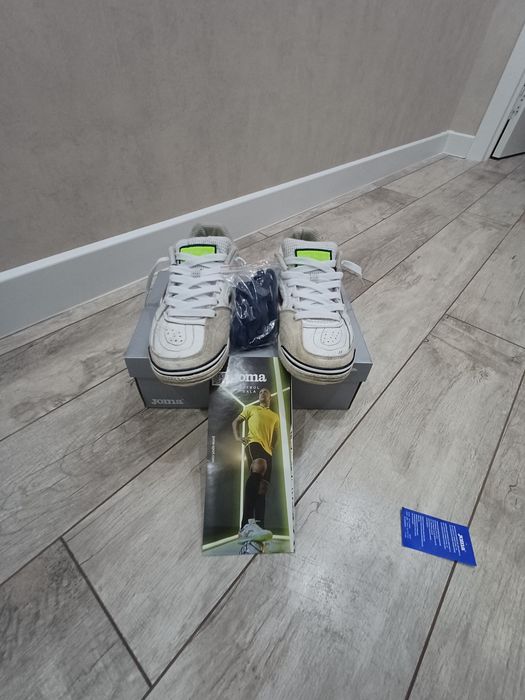 Продам футзалки Joma Top Flex 2202 White Indoor