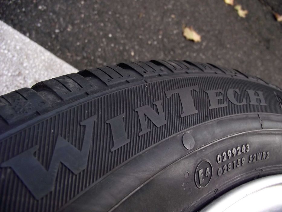 Jante 5x114,3 R16 Dacia Duster/Renault • Anvelope 215/65/R16 VIKING