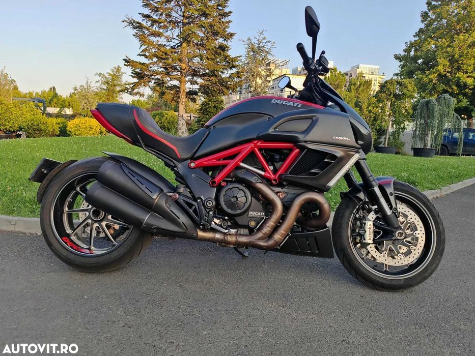 Ducati Diavel Sport Touring