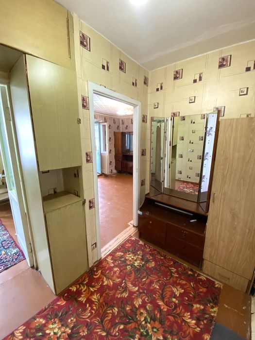 1ка ,ЦЕНТР,3/5этаж,Дет.сад им.Гагарина,9.9млн