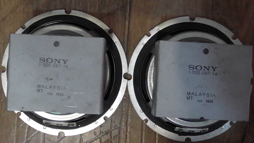 Продам МoшnыeДиnамики Sonу