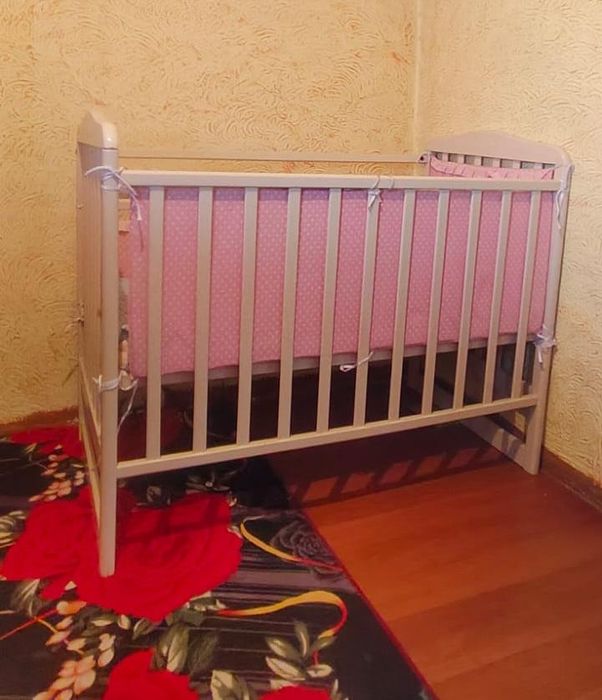 Детская кроватка