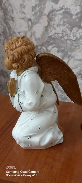 Ангелче-полирезин