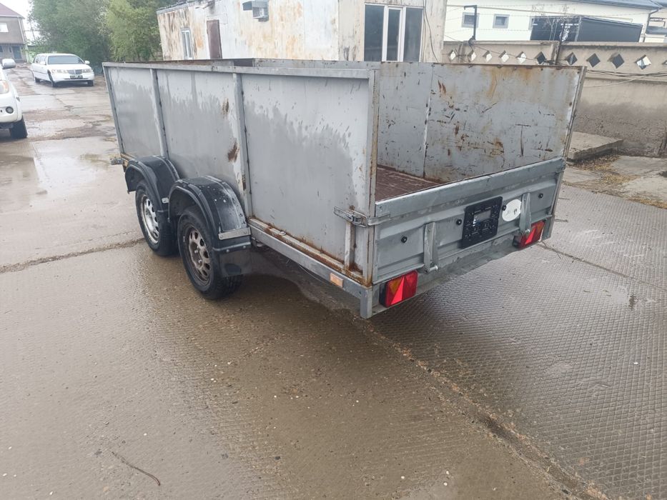 Прицеп легковой