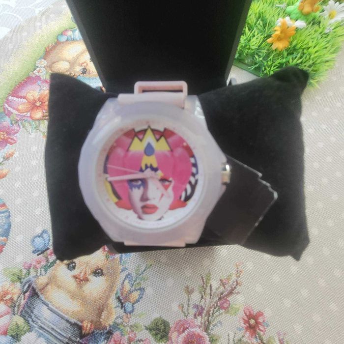 Armani Exchange НОВ дамски часовник