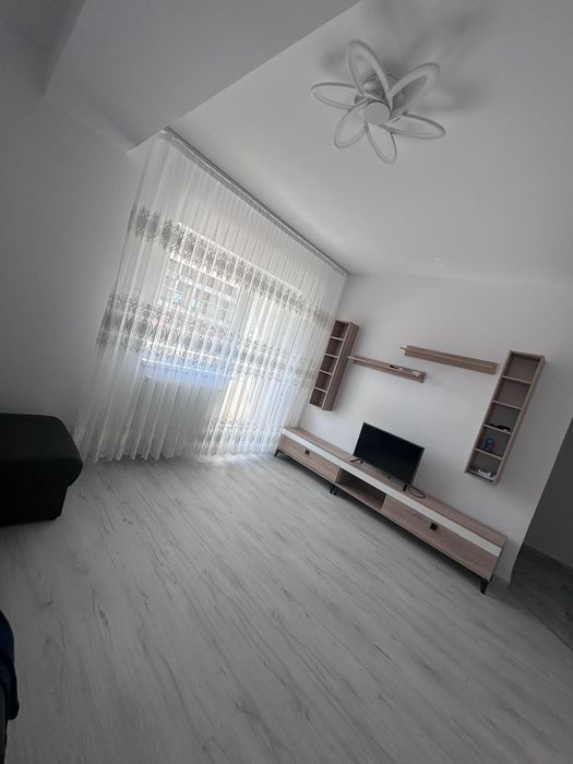Apartament de închiriat
