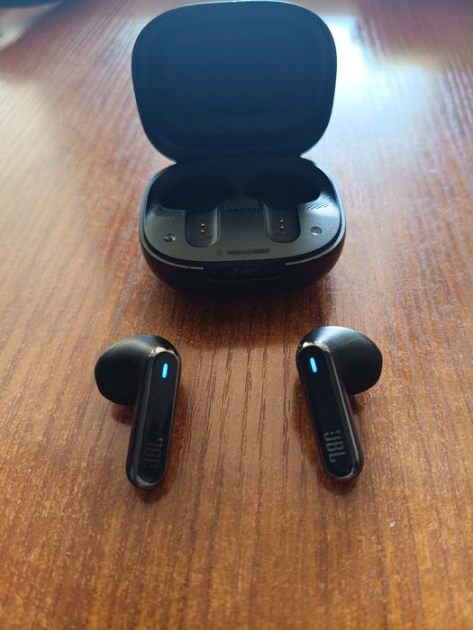 JBL Flex и HUAWEI Freebuds Se3