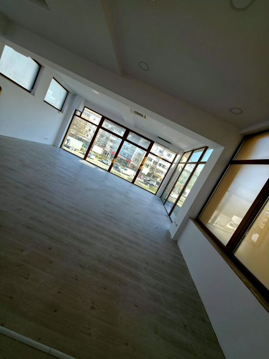 Spatiu comercial de inchiriat