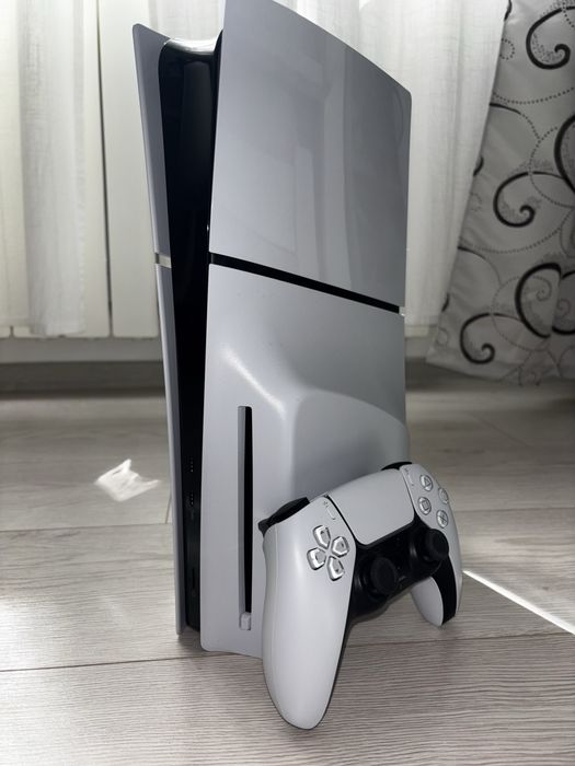 Consola PlayStation 5 Slim (PS5) 1TB, D-Chassis, White + cont cu jocuri incluse