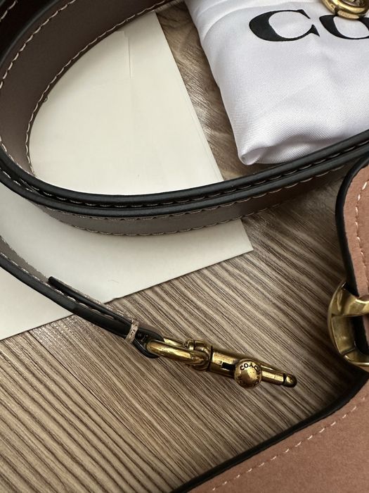 Дамска чанта Coach Tabby 26 в кафяв цвят