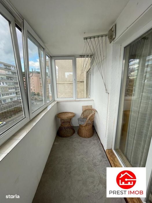 De vanzare apartament cu 4 camere, etaj intermediar, la Fortuna, in Tu — fotografia 1