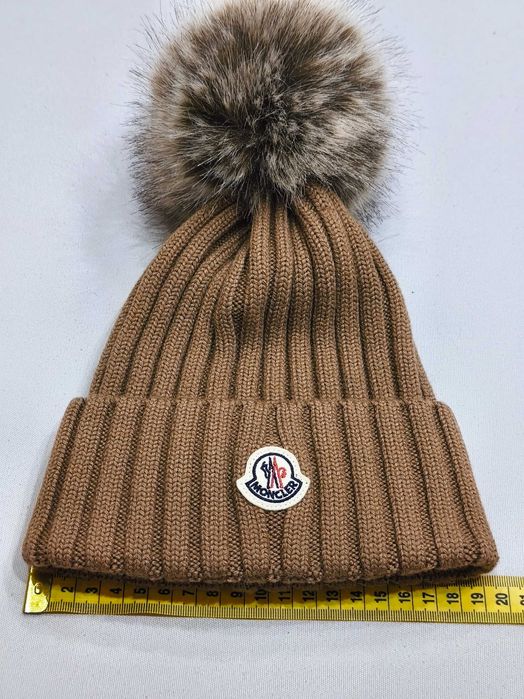 Шапка Moncler, зимна