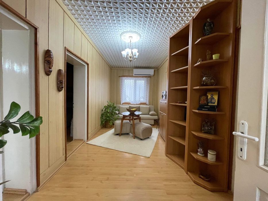 Къща за продан -