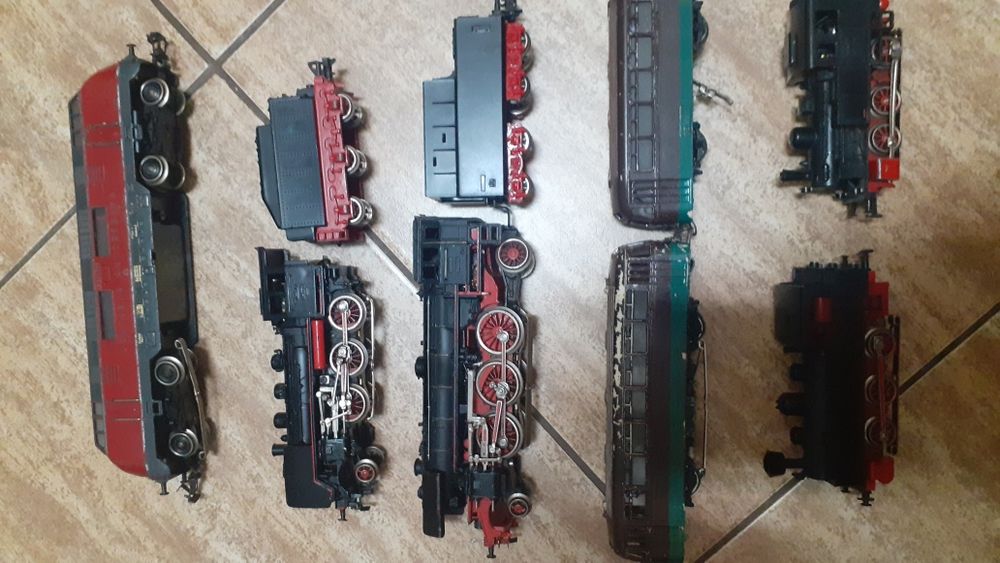 Locomotive trenulet MARKLIN HO