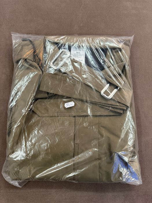 Pelerina militara de ploaie pentru tinuta de oras