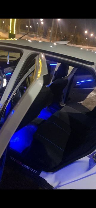 Прирора седан   .