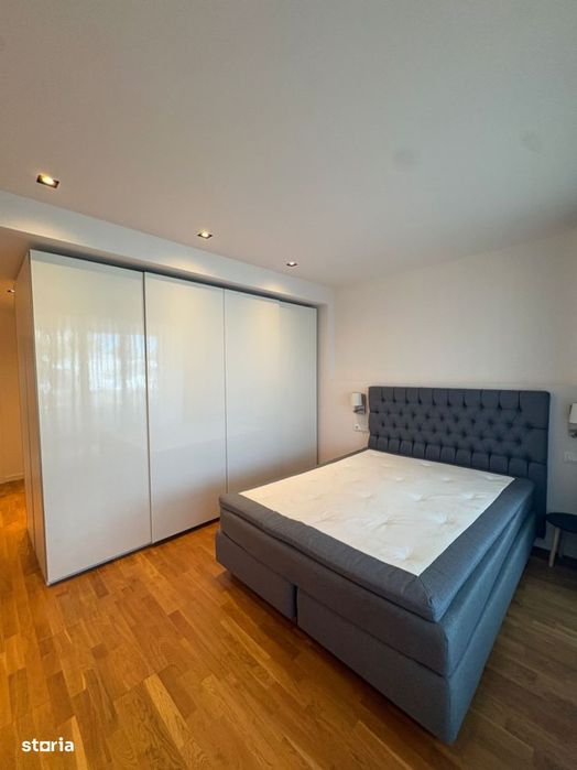 Apartament 3 camere-127mp-piscina