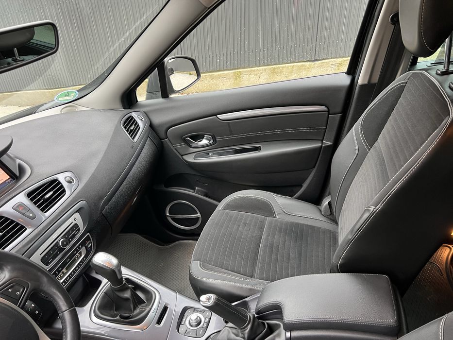 RENAULT Scenic 2015 — imagine 4