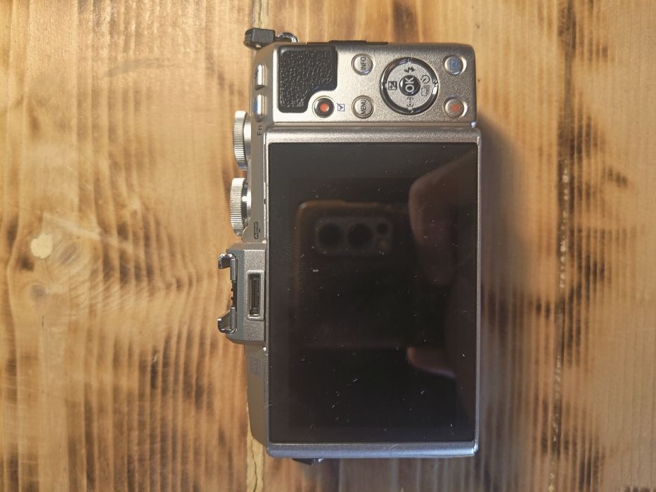 Olympus E-PL7+ чисто нови батерии