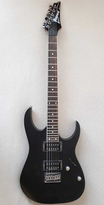 Chitară Ibanez RG321MH cu doze Seymour Duncan Distortion set