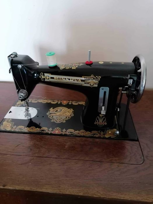 Крачна шевна машина