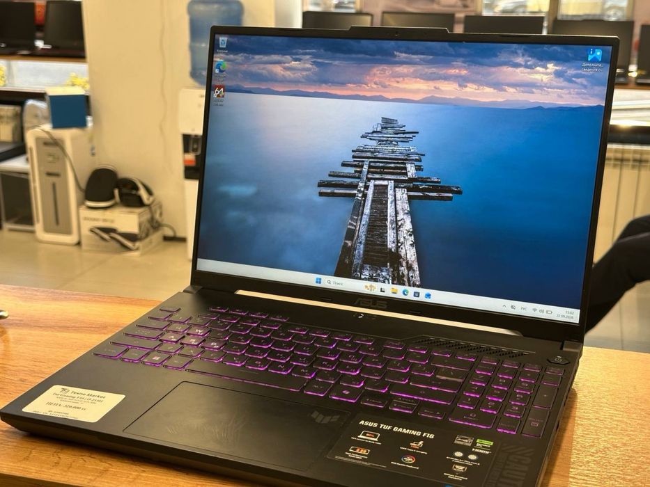ASUS TUF Gaming F16