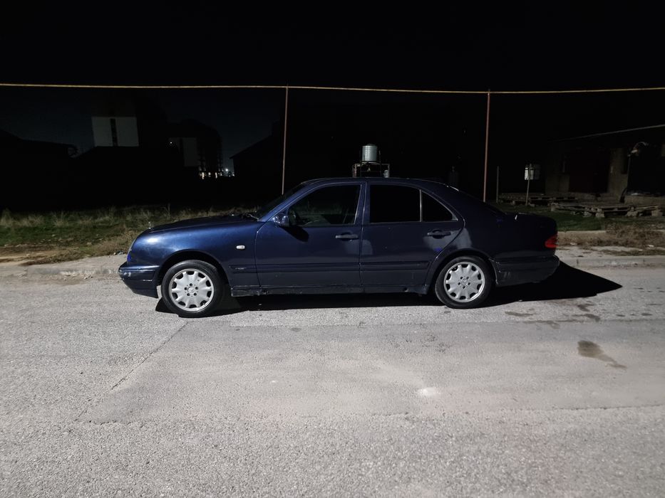 Mercedes e200 w210