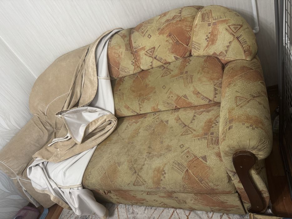 Диван отдам даром. Самовывоз