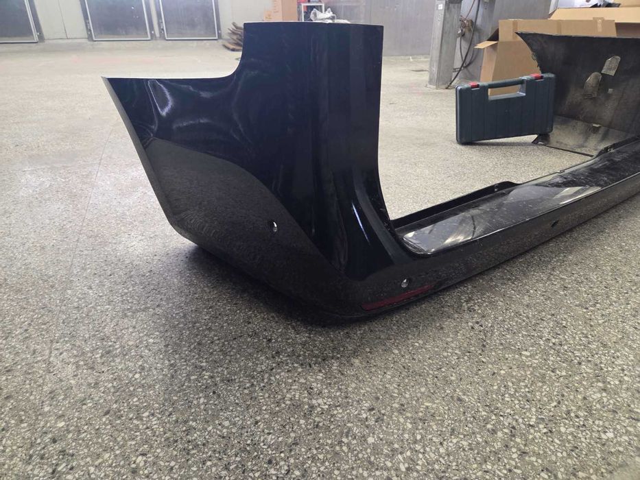 Задна броня Mercedes V-Class W447 фейслифт – черен цвят, оригинал