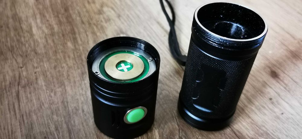 Lanterna Shuolide SLD-1300C  Led XHP70  (35w) 3500 lm usb bicicleta