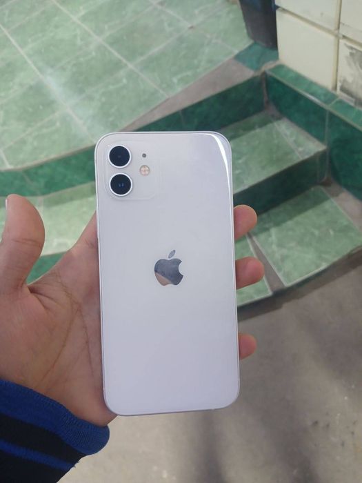 iphone 12 (obmengayam qzu boladi)