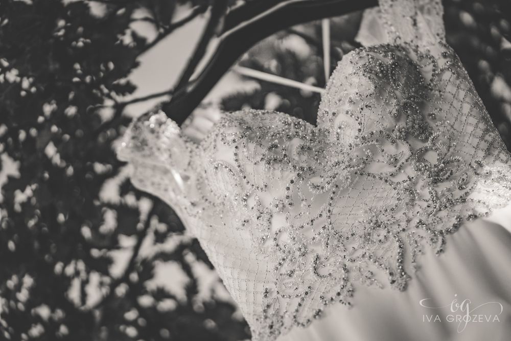 Сватбена рокля Justin Alexander с кристали Swarovski