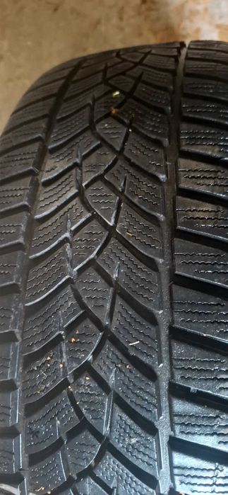 Джанти за Мерцедес,VW,AUDI със зимни гуми.5х112 7.5j ц.отв 66.6 профил на гумите 9мм