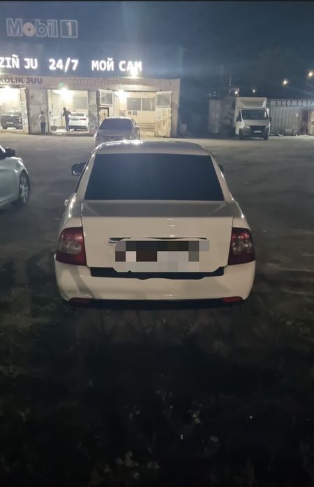 Продам Приору 13 год