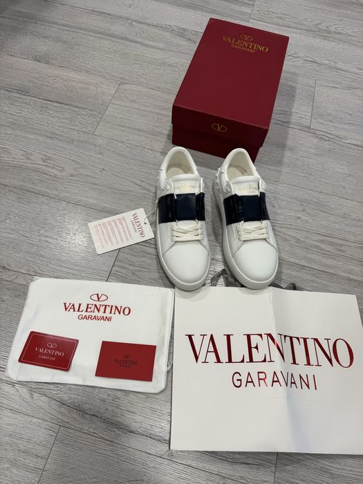 Обувки Valentino Garvani