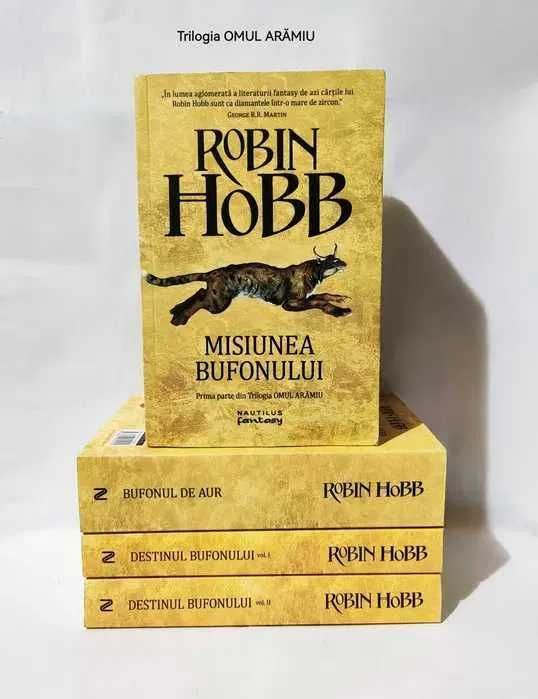 Pachet Trilogie completa Omul Aramiu Robin Hobb