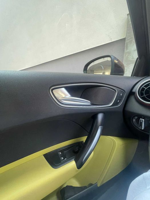 Audi A1 Hatchback 2011 | 1.2 TFSI 86 CP | Manuală 5+1 |