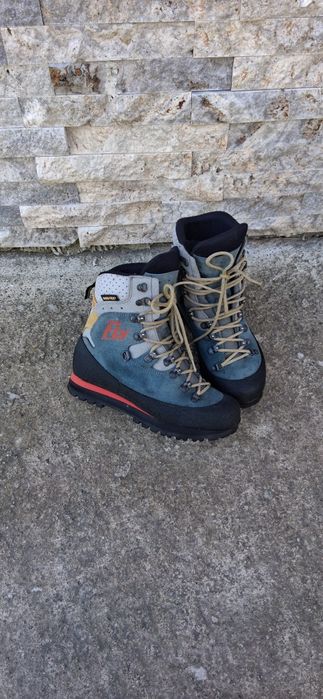 Bocanci  Han Wag super fly Gtx munte trekking