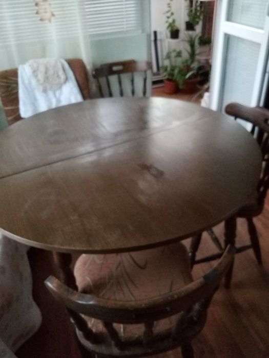 Трапезна кръгла маса със 6 стола