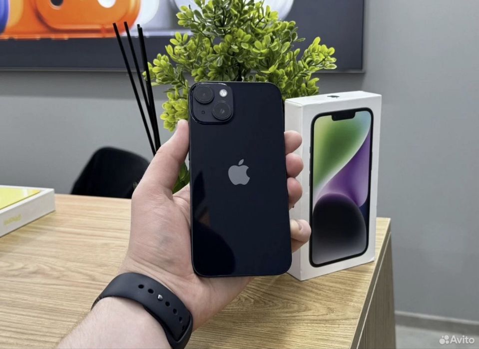 Телефон смартфон Айфон 14