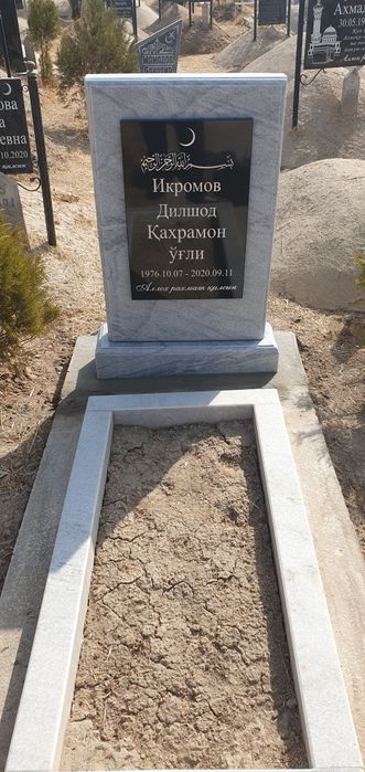 Qabr tosh qabriston uchun toshlar granit va mramirdan