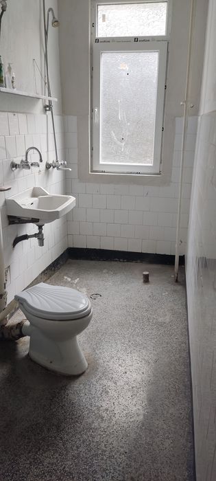 Двустаен апартамент в западната част на град Казанлък