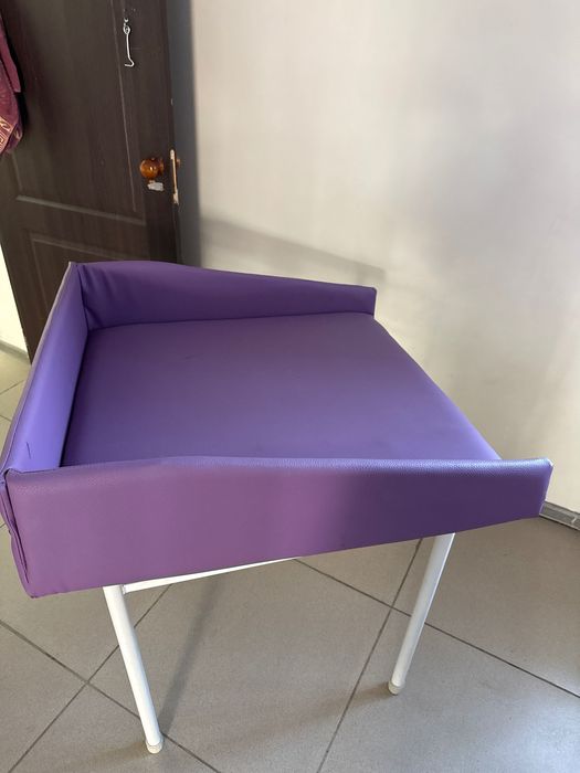 Пеленальный столик