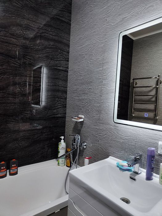 Продается квартира в Чирчике, 8 микрорайон