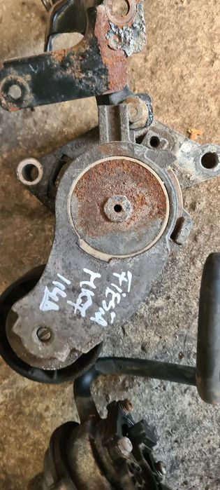 Turbina,supapa egr,suport rola întinzătoare ford fiesta mk7 mot 1.4 D
