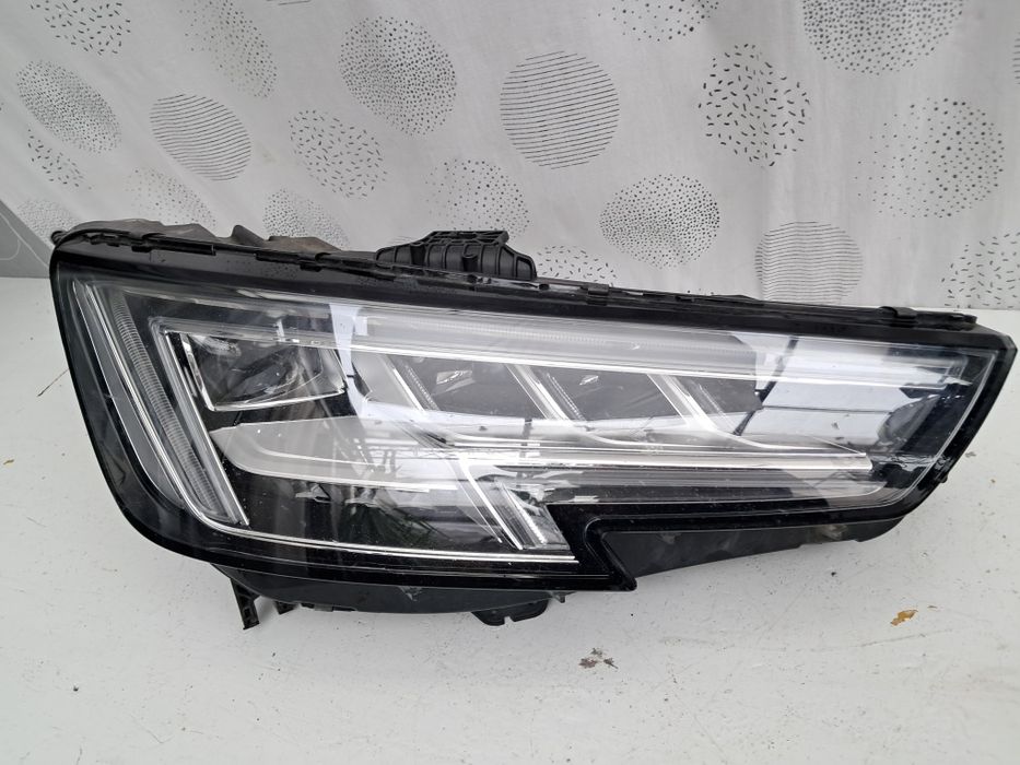 Фар Audi A4 B9 Matrix Led