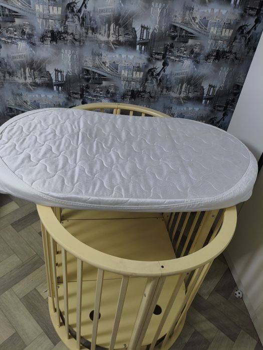 Продам манеж камод