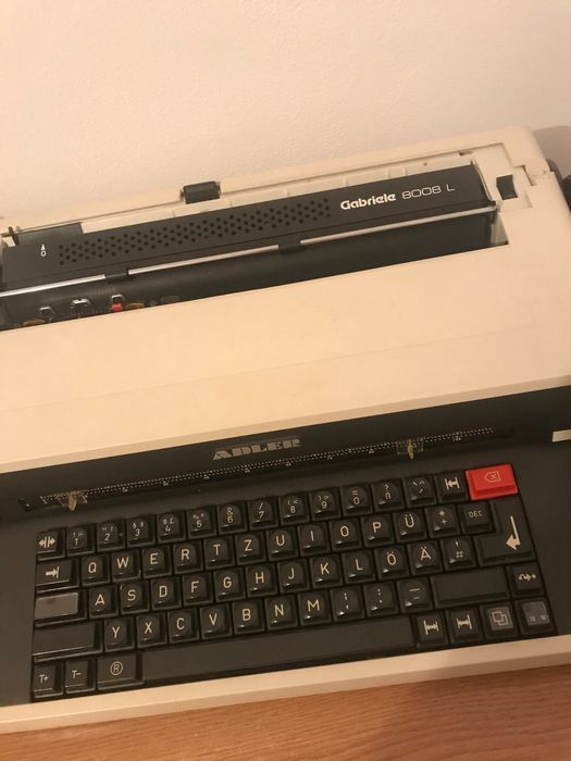 Vand mașina descris