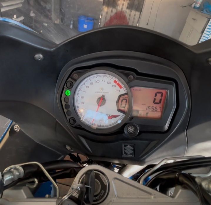 Motocicletă Suzuki GSX 650 F